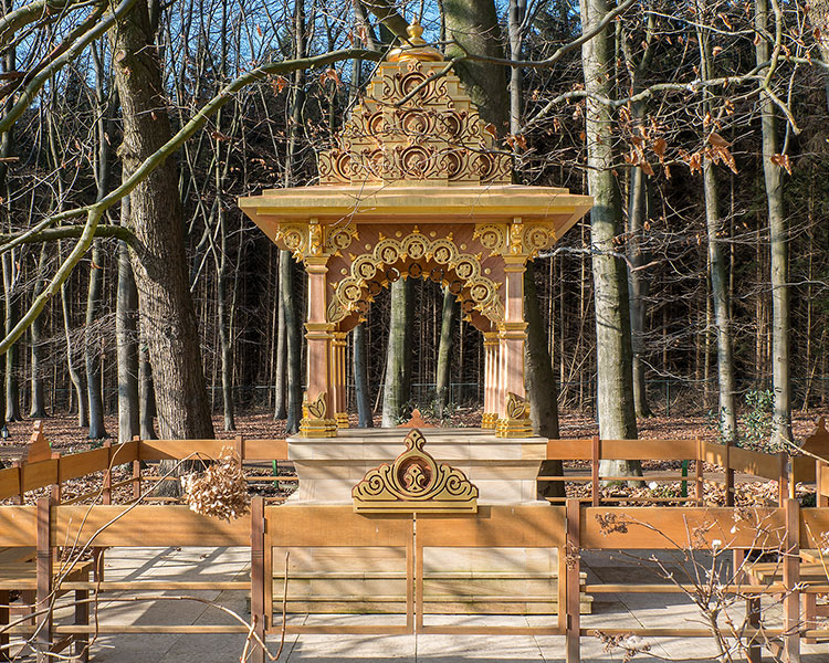 VASTU FENCE AND VEDIC MANDIR